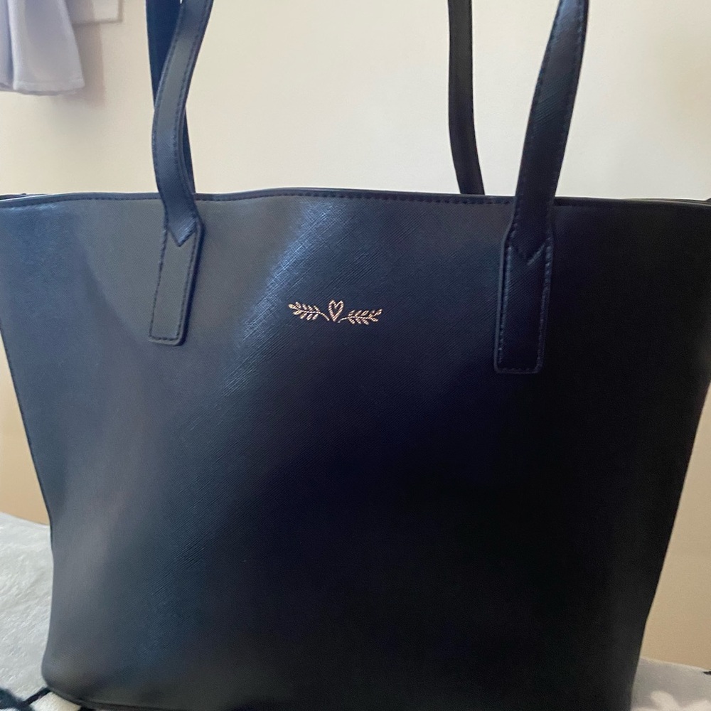 Faux leather tote bag